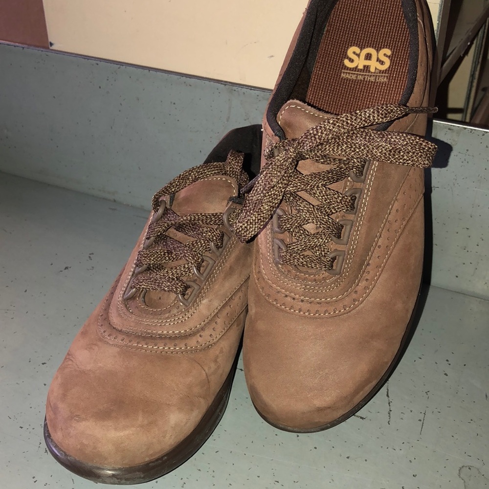 SAS brand work shoes